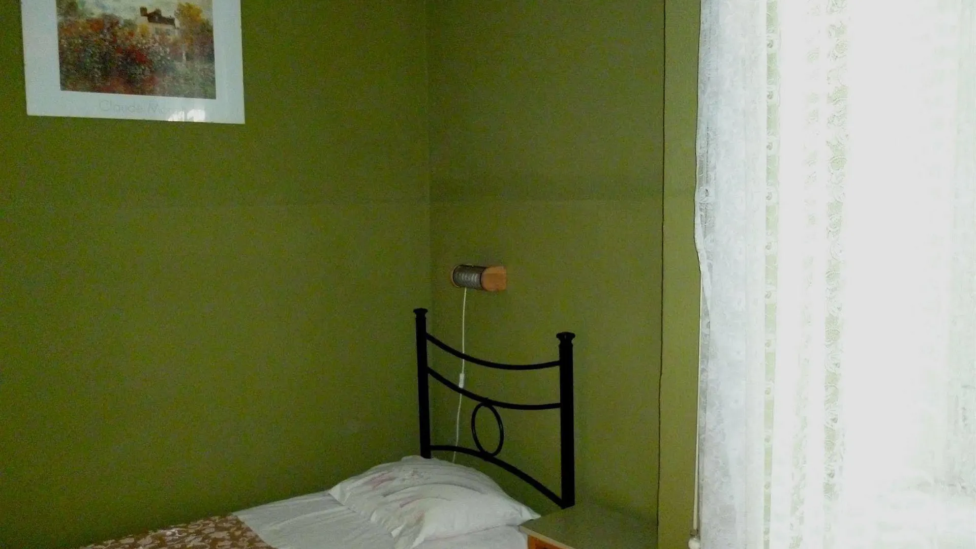 Hotel Giamaica For Girls & Ladies Only Rome
