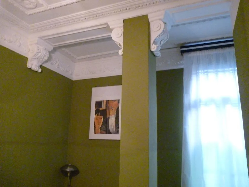 Hotel Giamaica For Girls & Ladies Only Rome