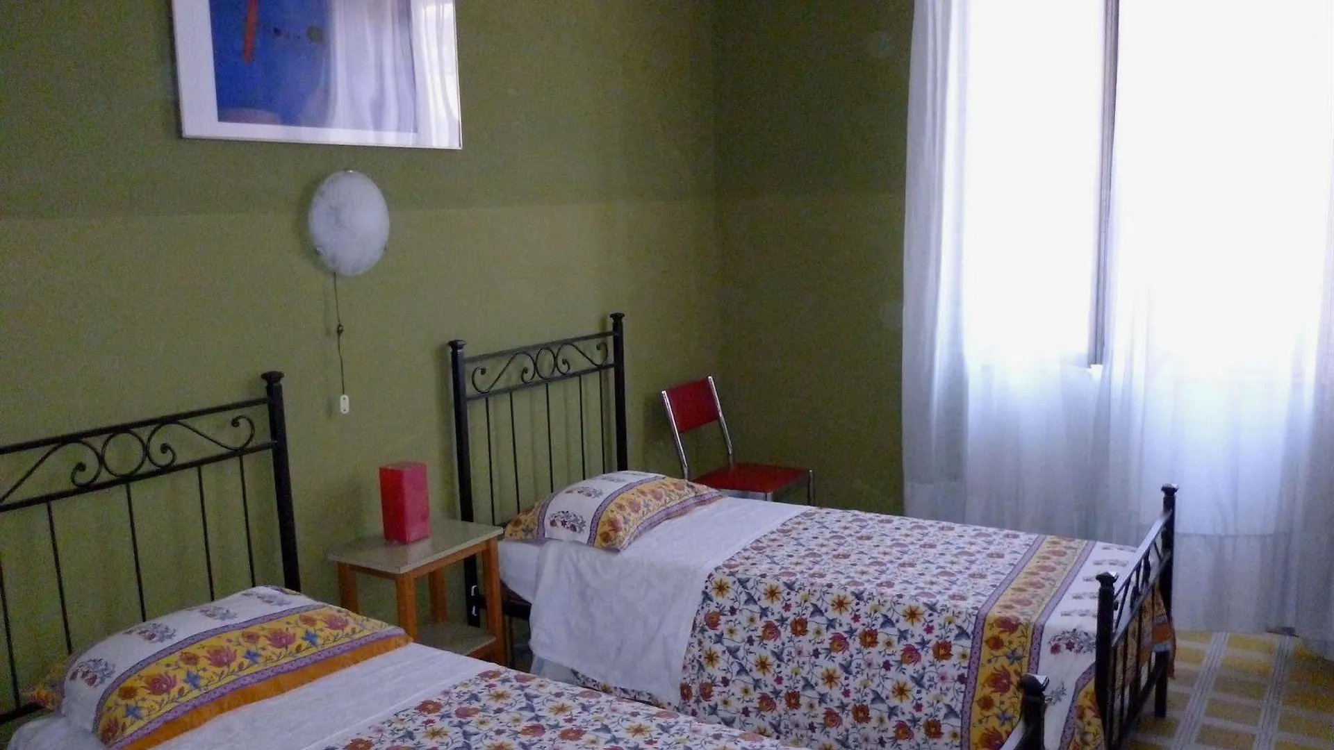 Hotel Giamaica For Girls & Ladies Only Rome