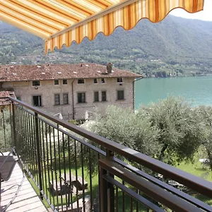  Apartment La Dimora Dei Pescatori Monteisola Italy