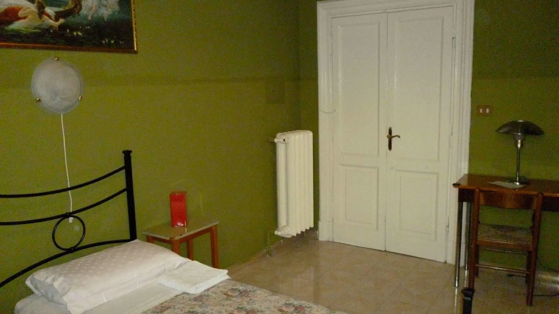 רומא Hotel Giamaica For Girls & Ladies Only 0*,